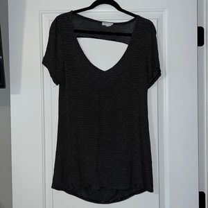 Socialite v neck top with open back.